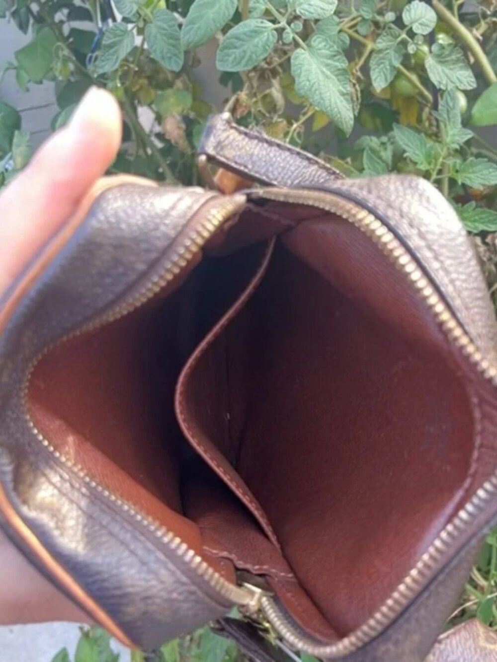Louis Vuitton danube pm crossbody bag - Picture 7 of 14